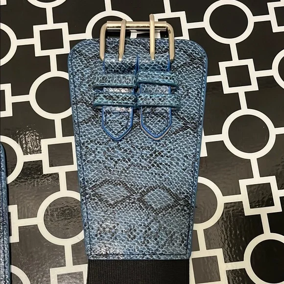 Blue and Black Faux Snakeskin S/M 34.75” Belt with Double Closure Silver Buckle - Picture 7 of 15